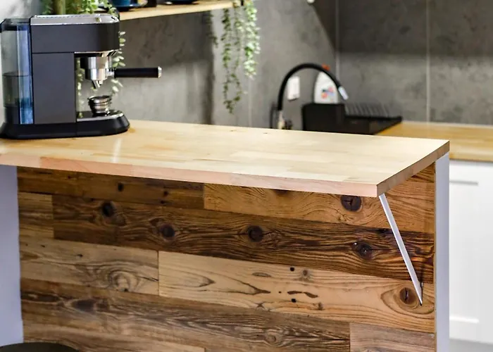 River House - J&d 아파트 *